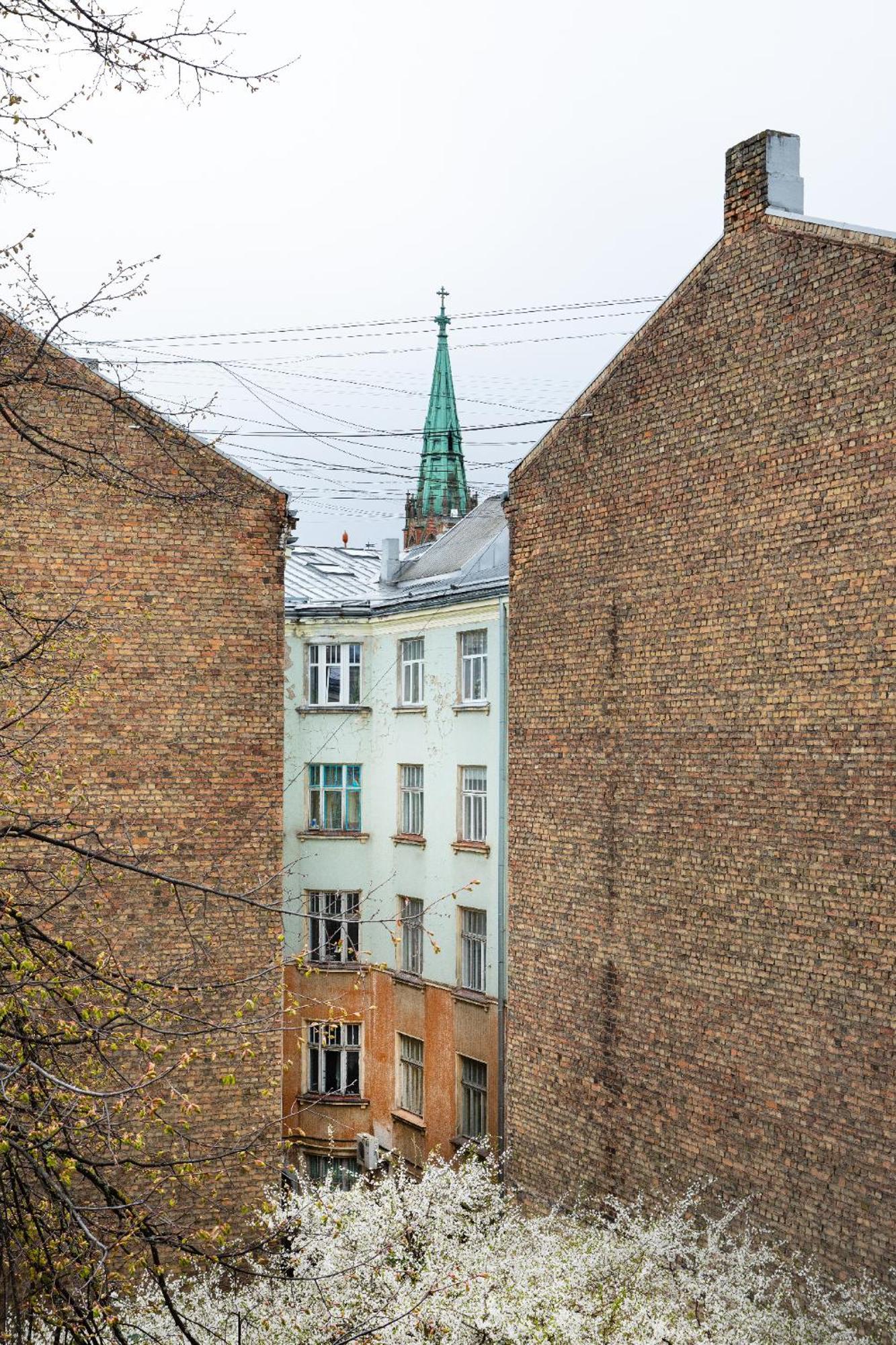 Brivibas Yard Apartment With Parking In City Center Riga Kültér fotó