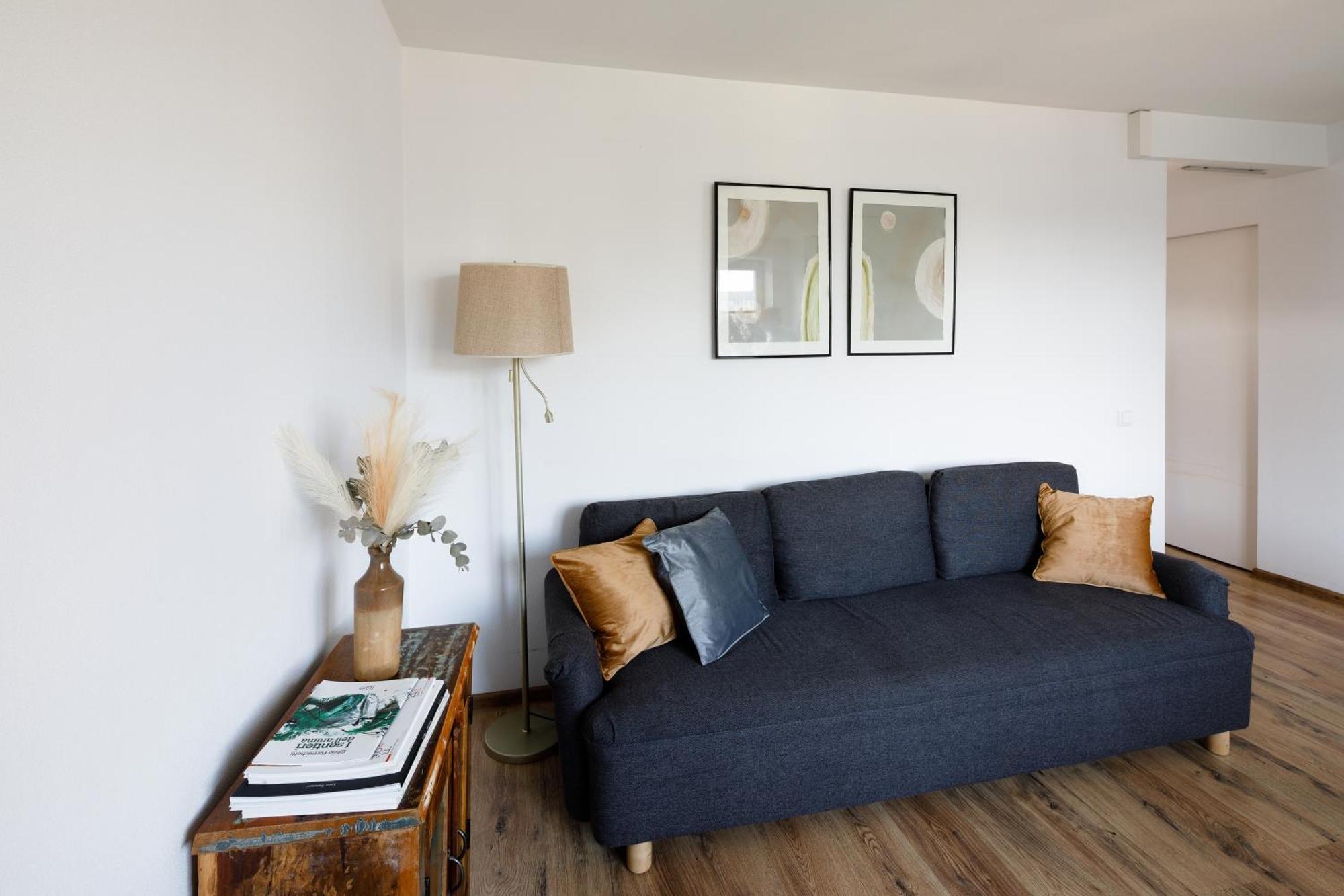 Brivibas Yard Apartment With Parking In City Center Riga Kültér fotó