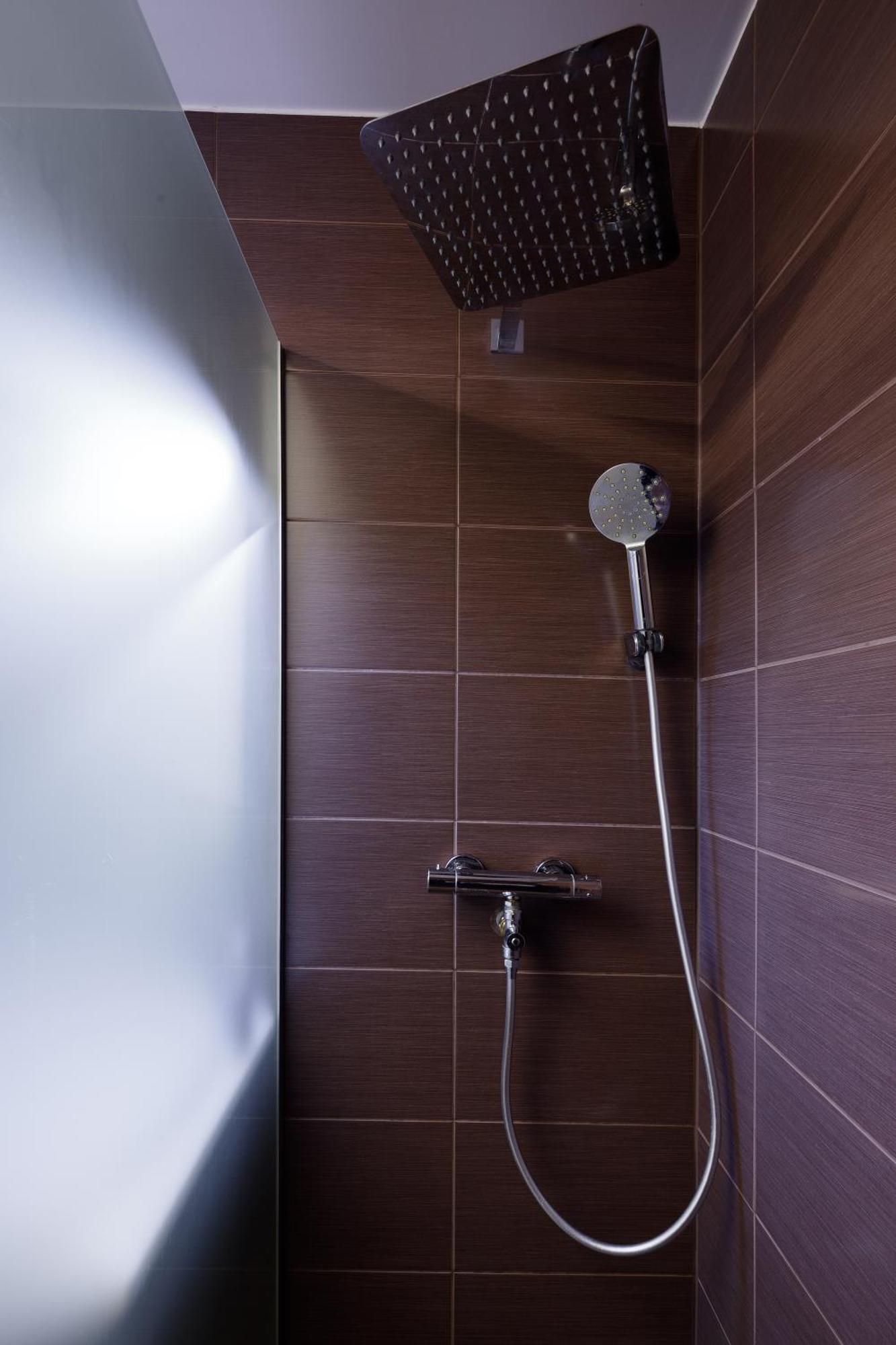 Brivibas Yard Apartment With Parking In City Center Riga Kültér fotó