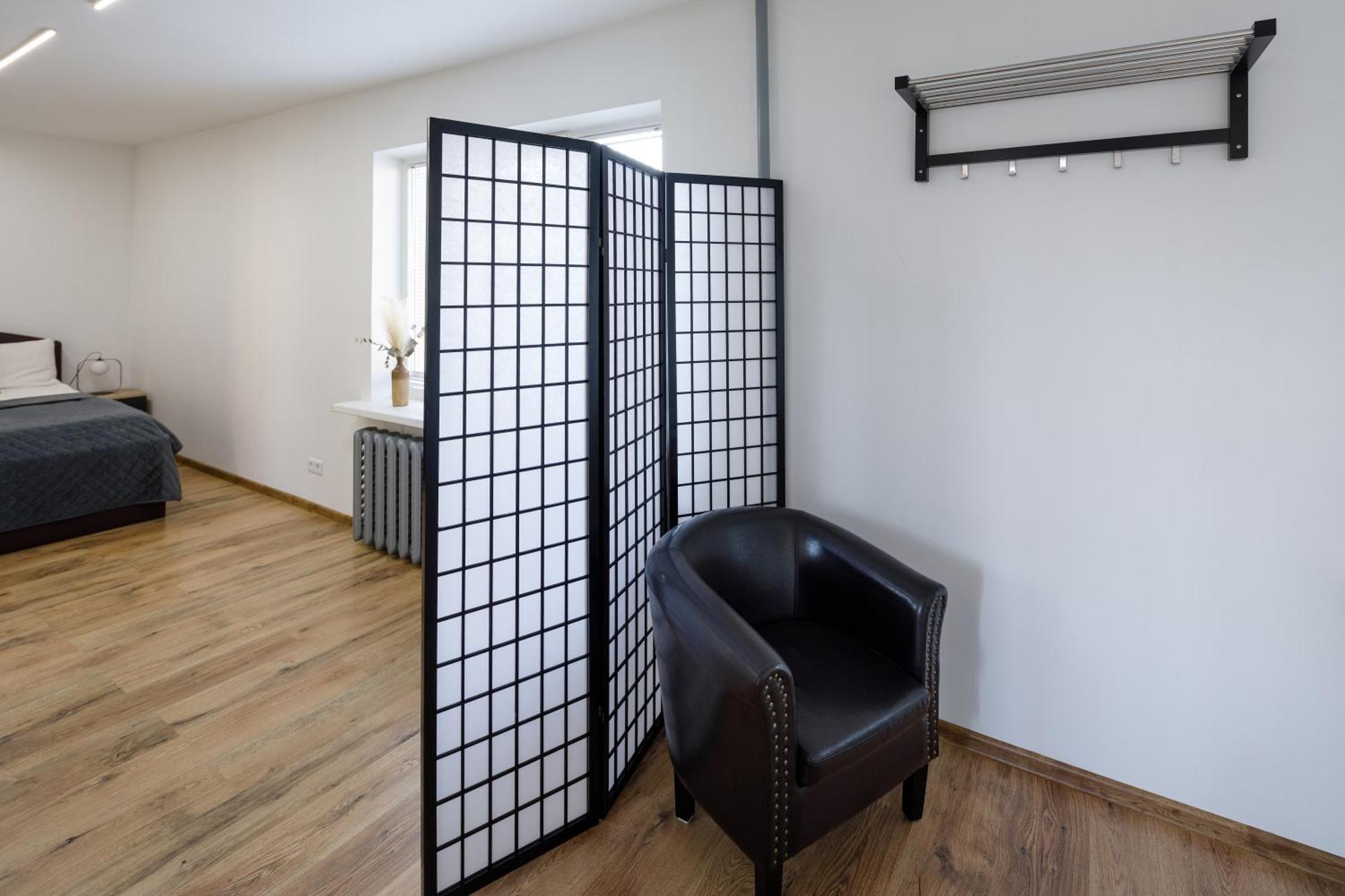 Brivibas Yard Apartment With Parking In City Center Riga Kültér fotó